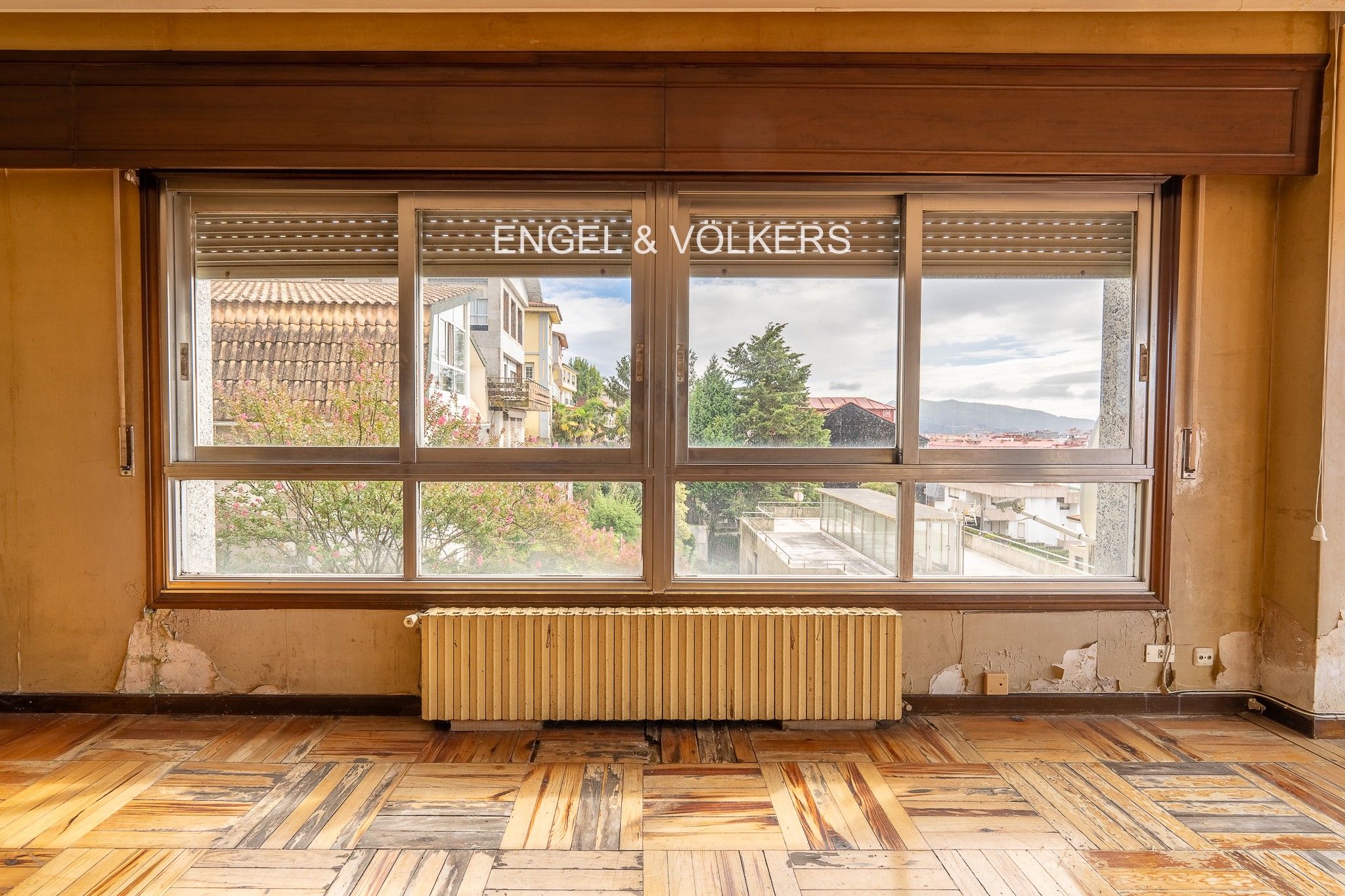 Vista exterior de Casa o xalet en venda en Vigo  amb Calefacció i Jardí privat