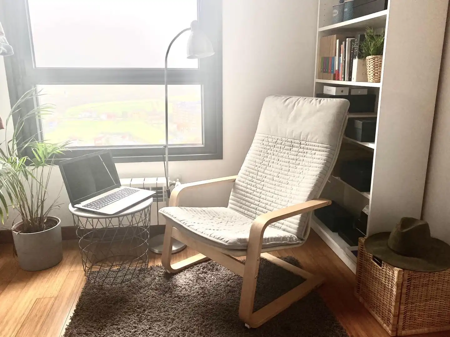 Living room of Flat for rent in Oviedo   with Heating, Storage room and Furnished