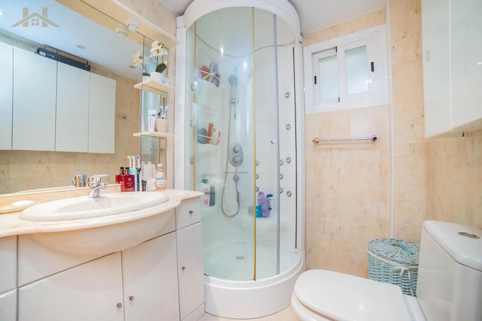Bathroom of Ground floor for sale in Alcorcón  with Heating, Storage room and Furnished