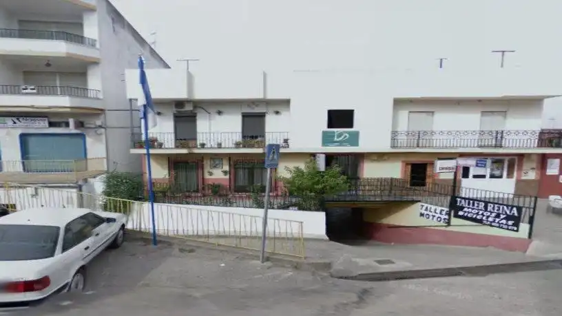 Garaje en venta en Cantillana