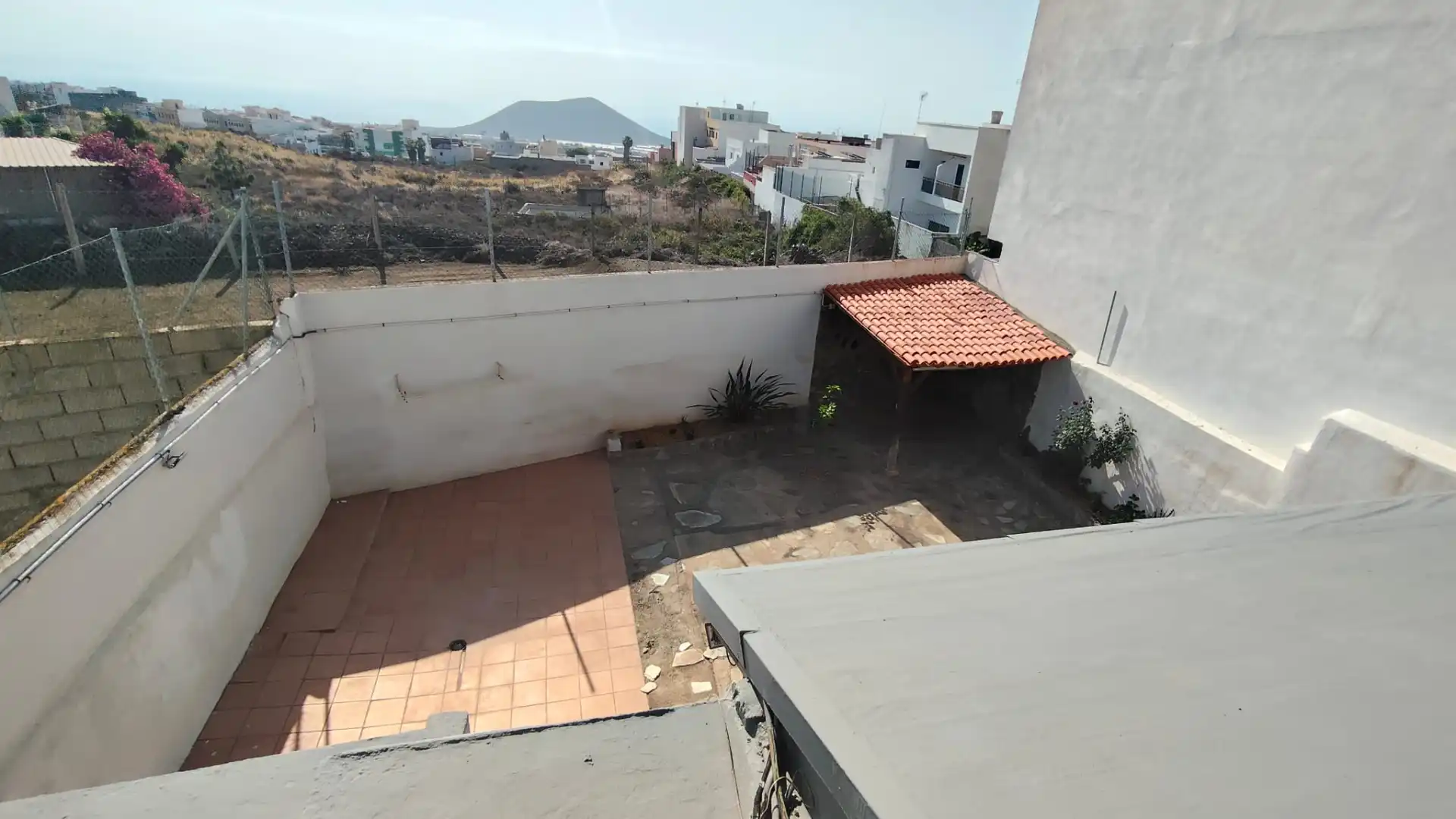 Terrasse von Einfamilien-Reihenhaus zum Verkauf in Güímar mit Privatgarten, Terrasse und Abstellraum