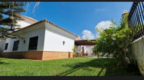 Foto 5 de Casa o chalet en venta en Calle Núñez de Balboa, El Portil, Huelva