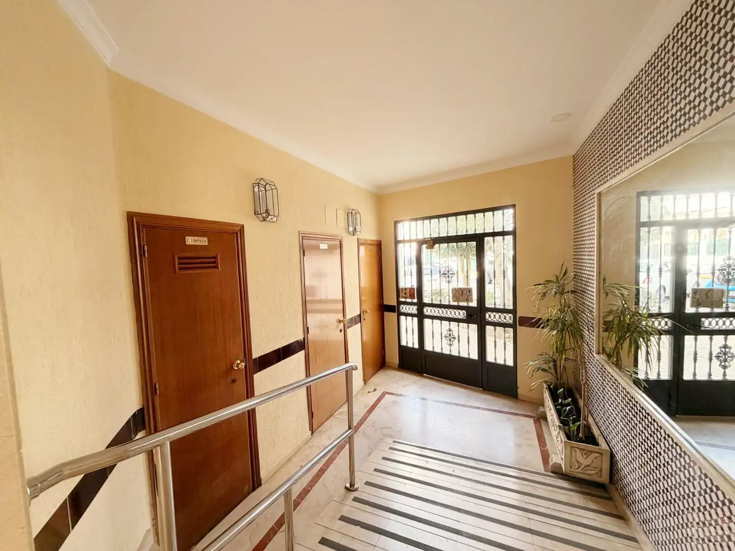 Flat for sale in El Portil  with Community pool
