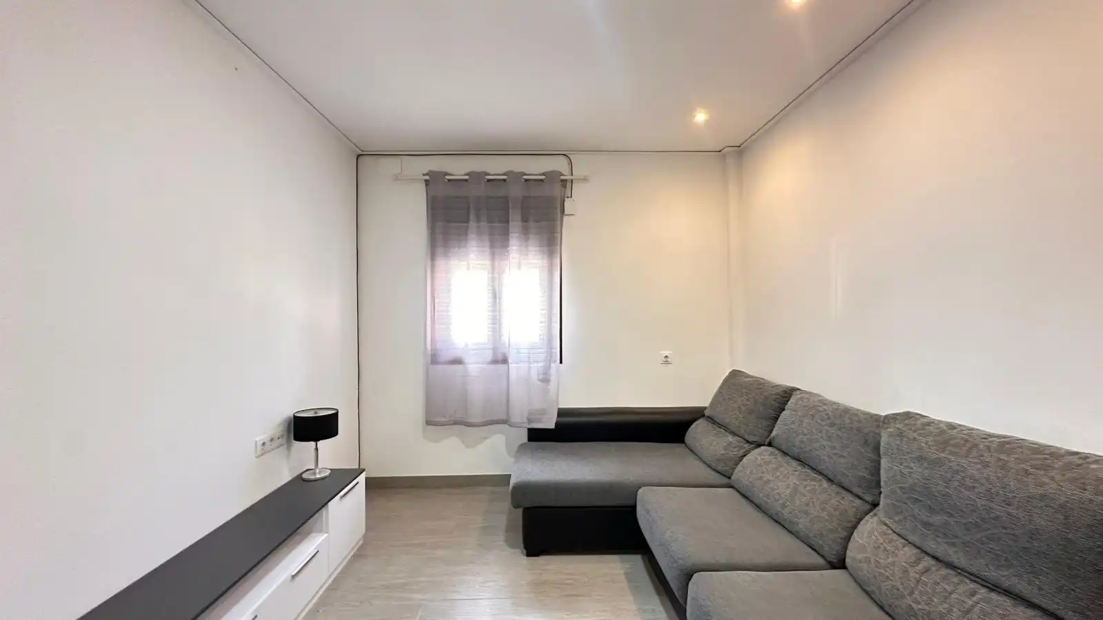 Sala d'estar de Planta baixa en venda en Carlet amb Aire condicionat i Calefacció