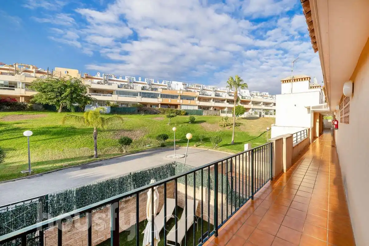 Exterior view of Flat for sale in Doña Julia Golf