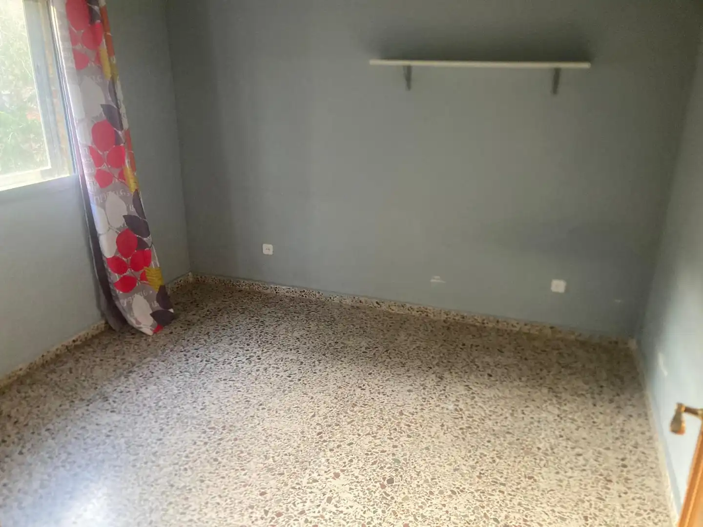 Piso en venta en Toledo con Calefacción, Balcón y Piscina comunitaria