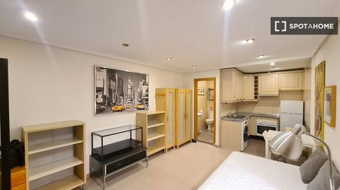 Foto 2 von Zimmer in Universidad - Malasaña, Madrid Capital