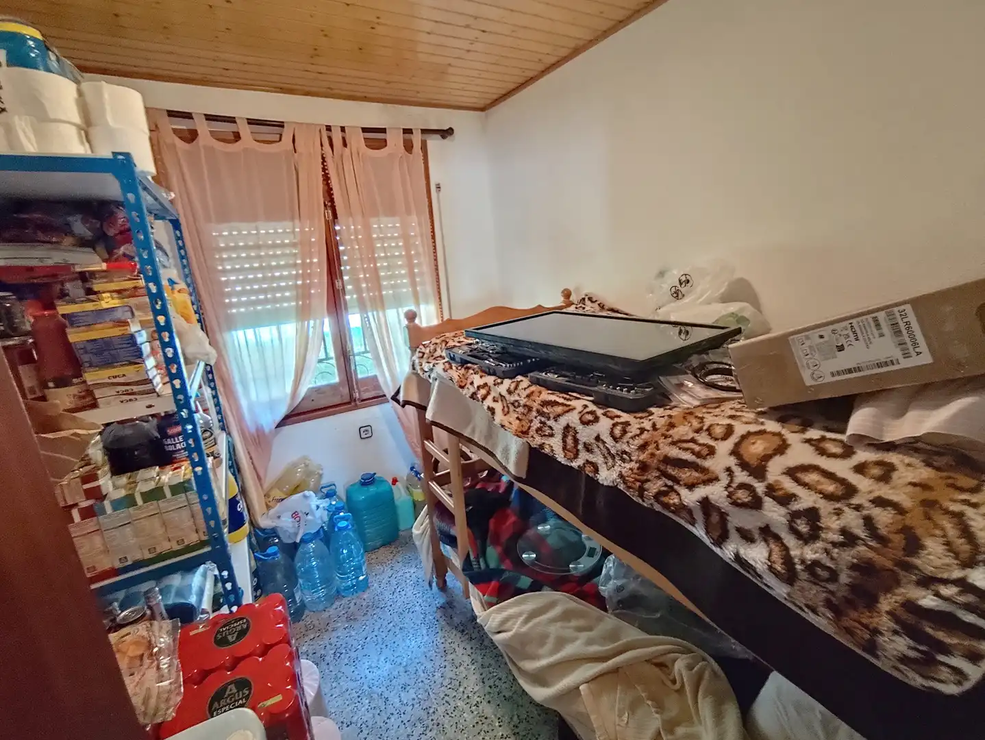 Habitación de Finca rústica en venta en Pontils con Terraza, Piscina y Amueblado
