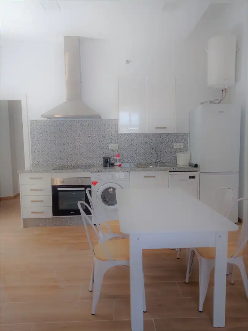 Küche von Wohnung zur Miete in Cádiz mit Klimaanlage, Möbliert und Ofen
