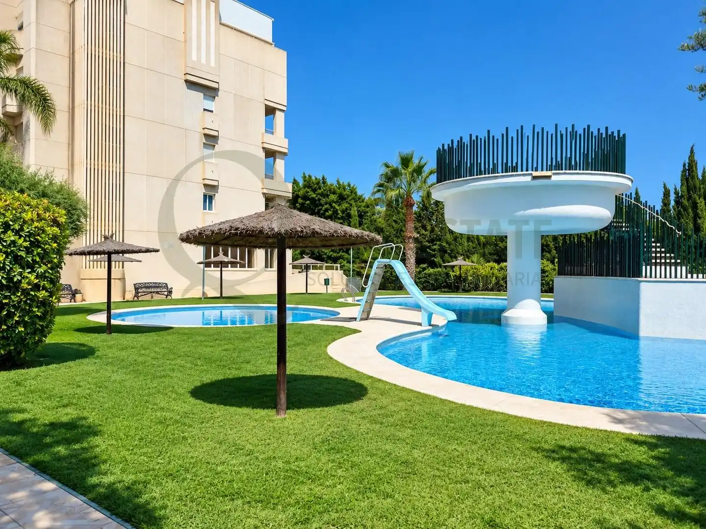 Piscina de Pis en venda en Sant Joan d'Alacant amb Aire condicionat, Calefacció i Jardí privat