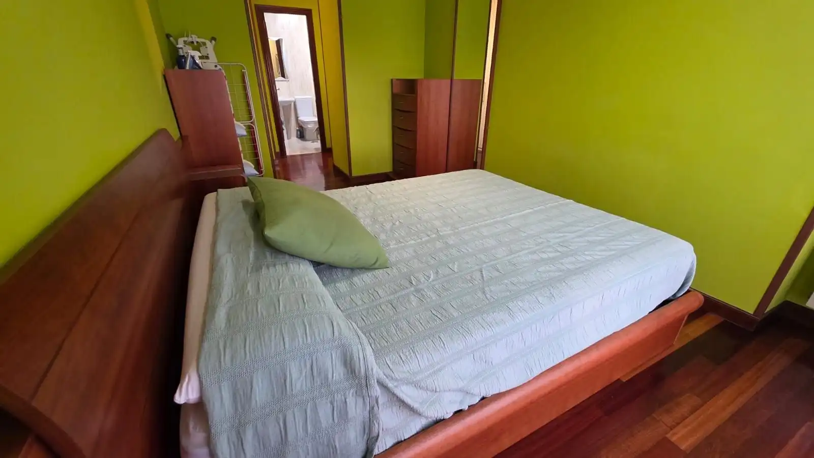 Habitación de Piso en venta en Castro-Urdiales con Calefacción, Terraza y Trastero