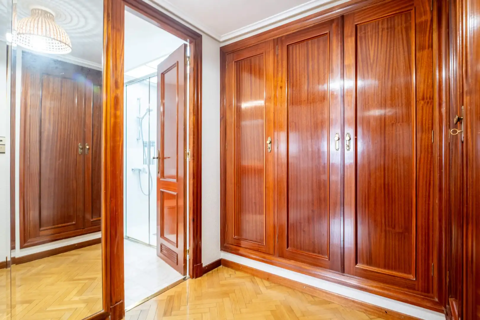 Flat for sale in Zaragoza  with Air Conditioner, Heating and Terrace