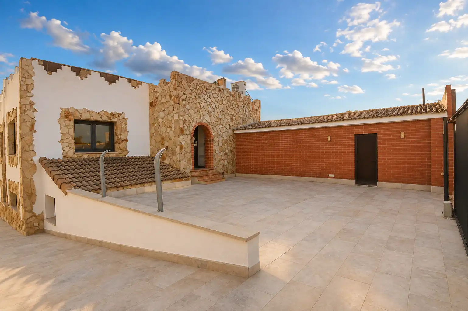 Casa adosada en venta en Calle dels Pins, Subirats