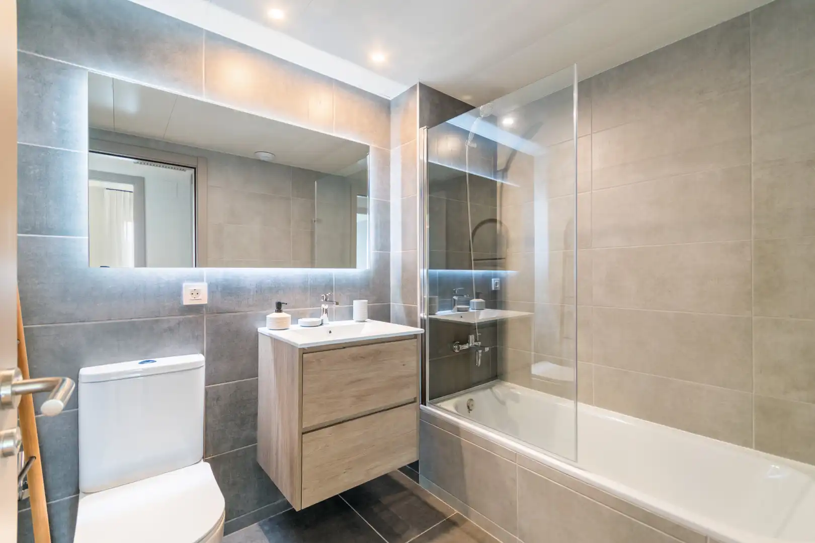 Planta baja en venta en Passeig de Santa Eulàlia, 13, Mas d'En Serra - Els Cards