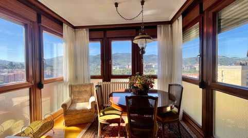 Piso alto completamente exterior con maravillosas vistas y mucha luz, con garaje doble directo en el ascensor