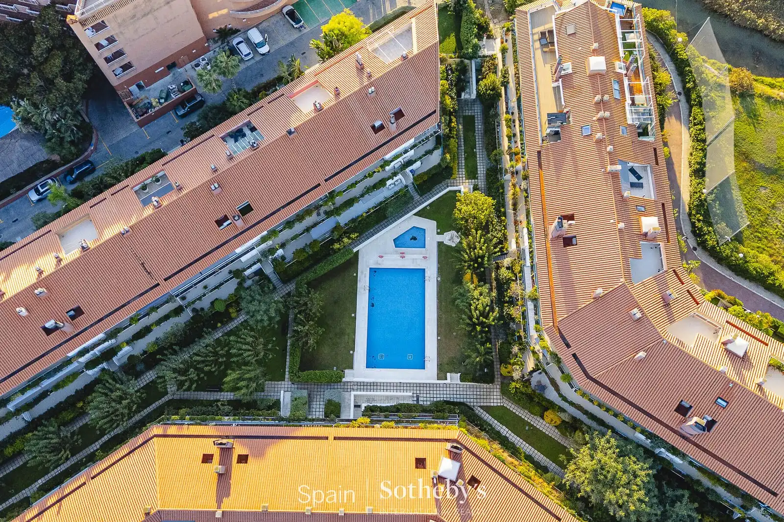 Swimming pool of Apartments for sale in Sitges  with Air Conditioner, Storage room and Community pool