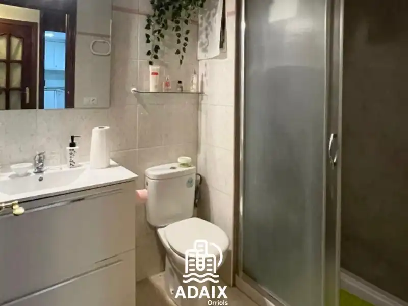Bathroom of Flat for sale in Alicante / Alacant  with Air Conditioner and Furnished
