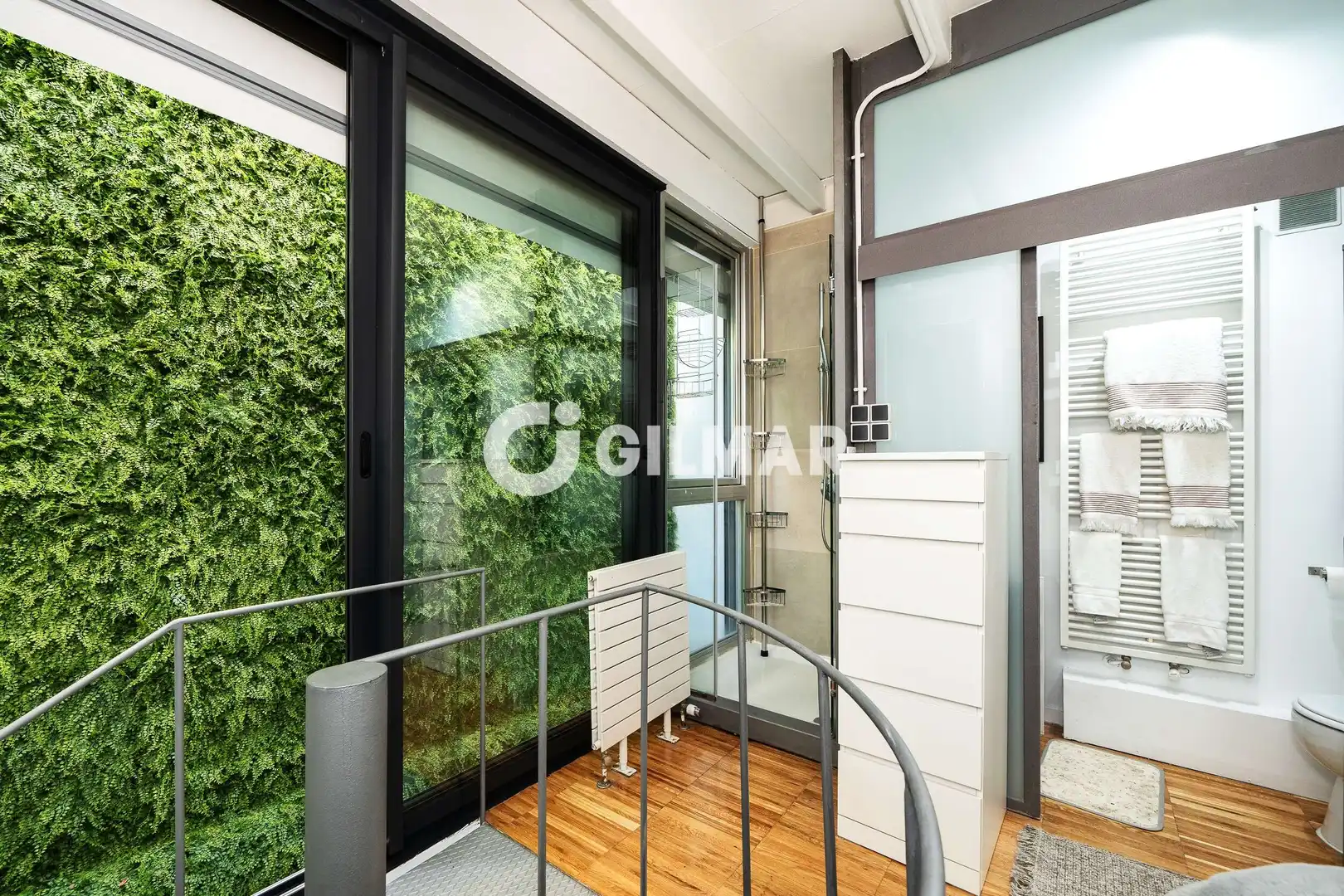 Terraza de Piso en venta en Madrid con Calefacción y Jardín privado