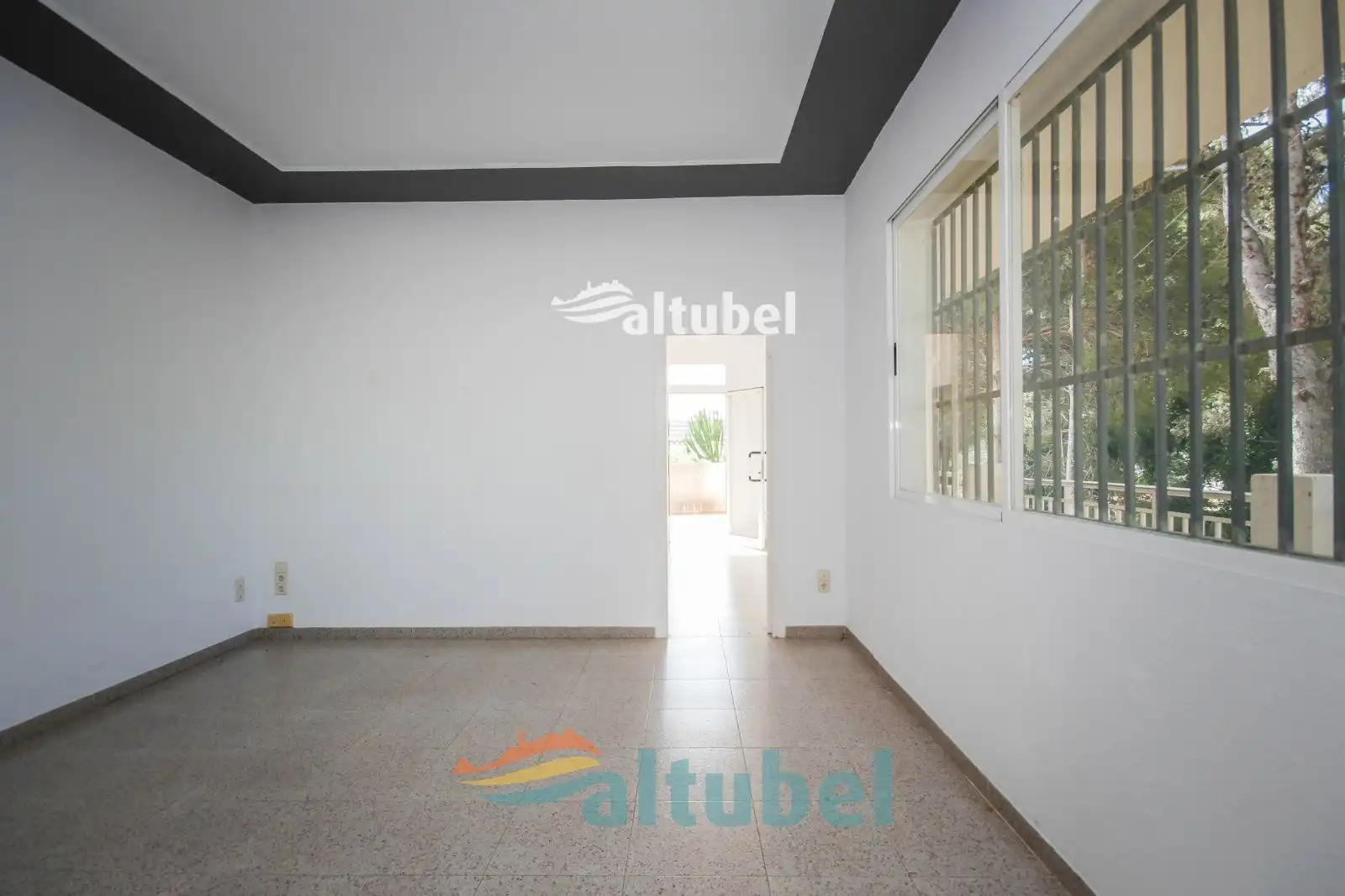 Local en venta en Peñíscola / Peníscola
