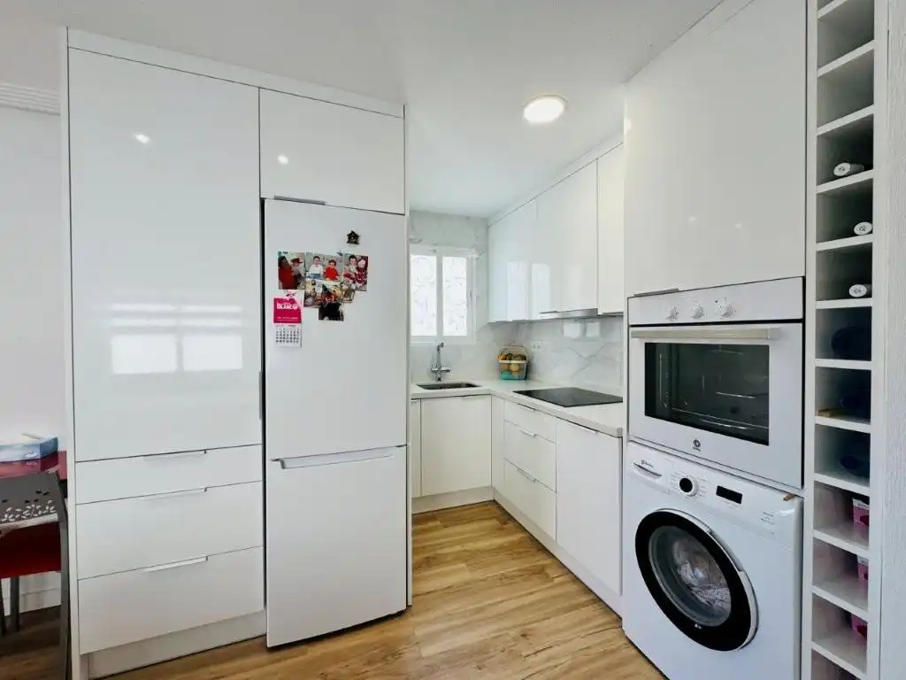 Cuina de Apartament en venda en Guardamar del Segura amb Aire condicionat, Moblat i Balcó