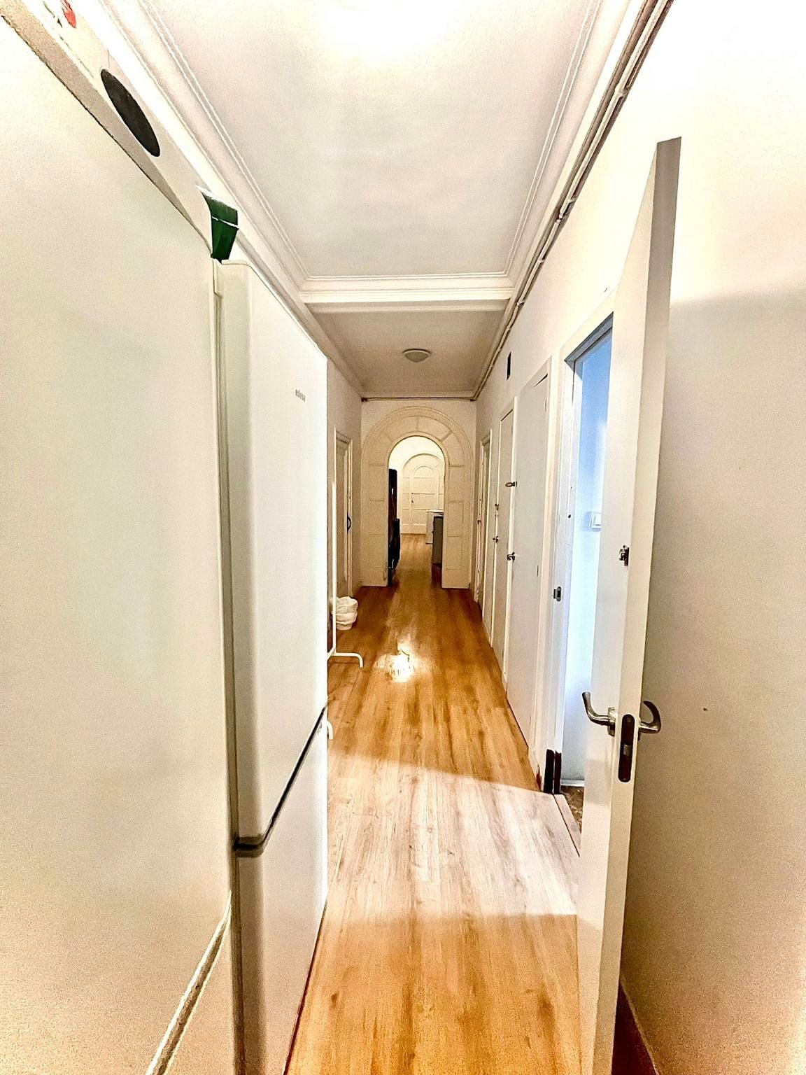 Flat to share in  Barcelona Capital  with Heating, Furnished and Washing machine