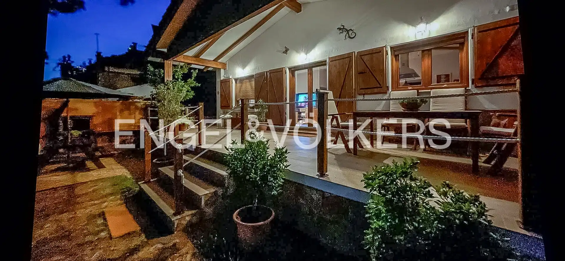 Terraza de Casa o chalet en venta en Vilanova del Vallès con Aire acondicionado, Calefacción y Jardín privado