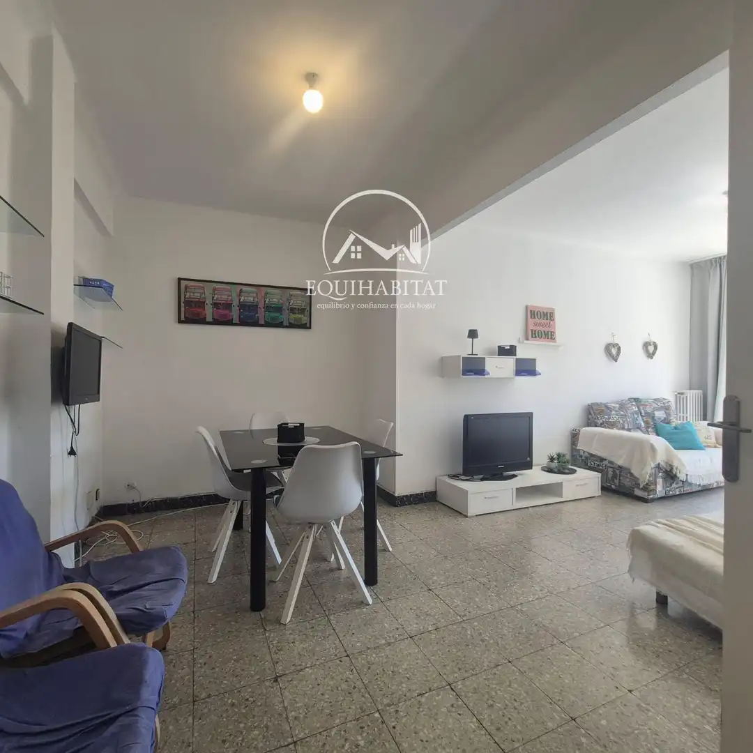 Sala de estar de Piso de alquiler en Lleida con Aire acondicionado y Terraza