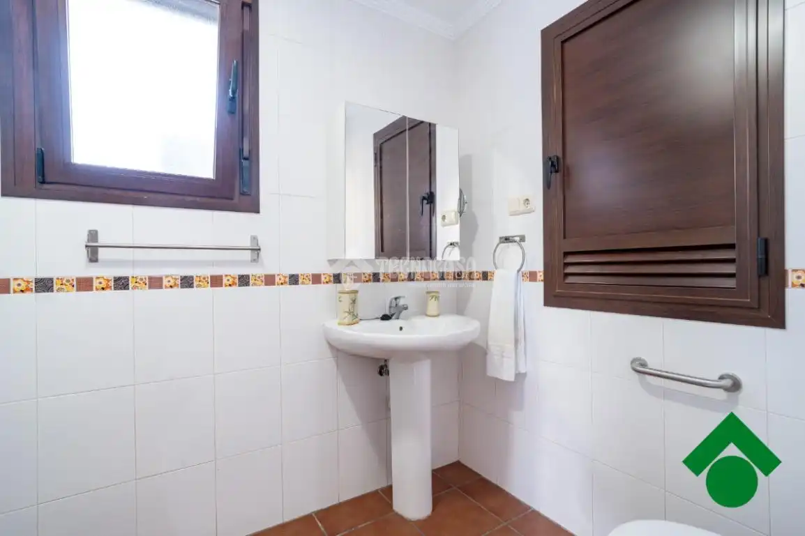 Baño de Casa adosada en venta en Cártama con Aire acondicionado