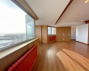 Attic to rent in A Coruña Capital   with Air Conditioner, Heating and Parquet flooring