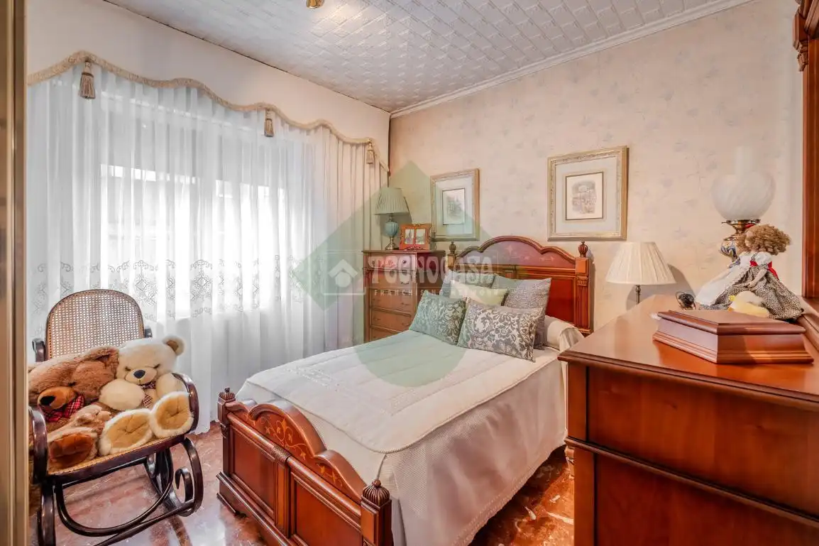 Bedroom of Houses for sale in Madrid  with Air Conditioner and Heating