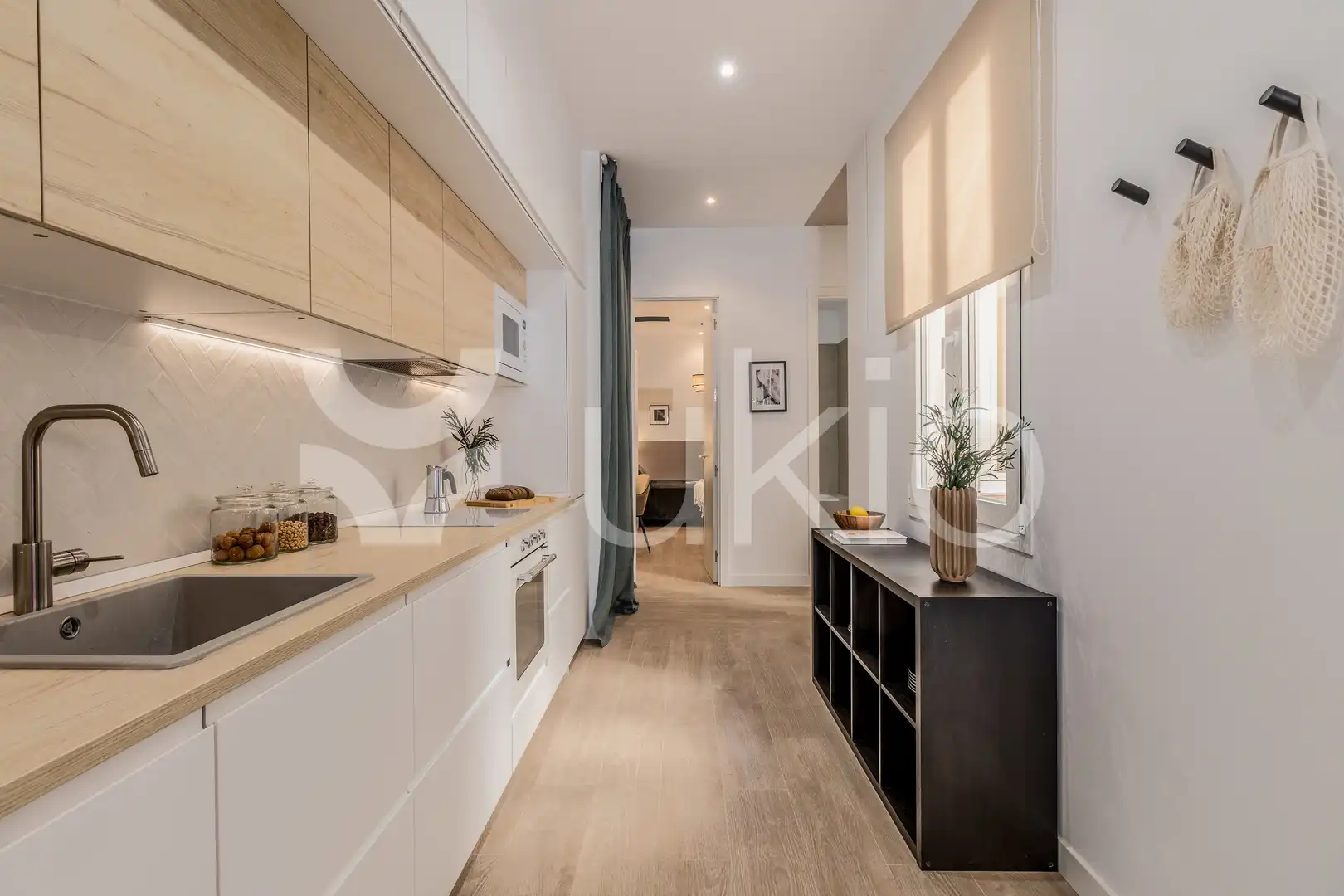 Cocina de Apartamento de alquiler en Madrid con Amueblado, Horno y Lavadora