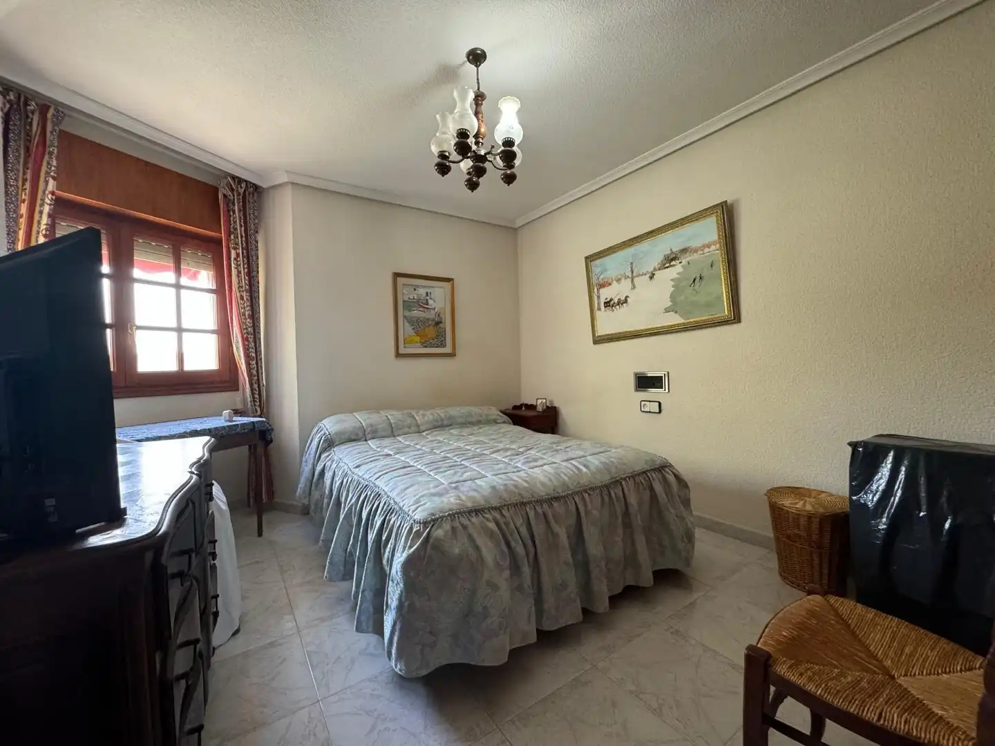 Dormitori de Casa o xalet en venda en Alicante / Alacant amb Calefacció, Jardí privat i Terrassa