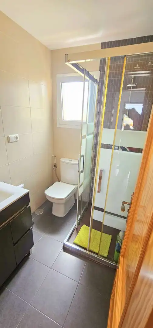 Bany de Casa o xalet en venda en Vélez-Málaga amb Aire condicionat, Calefacció i Terrassa