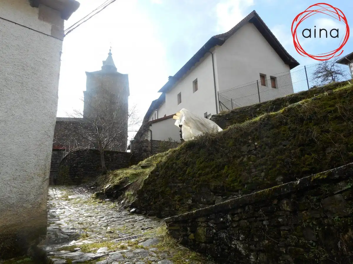 Exterior view of Country homes for sale in Uztárroz / Uztarroze  with Private garden, Terrace and Furnished