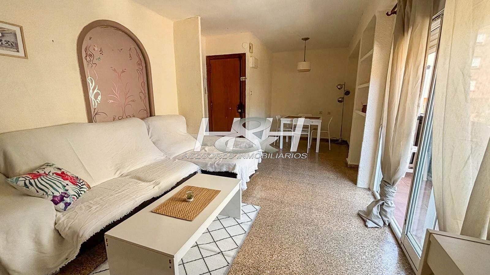 Living room of Flat for sale in Burjassot  with Air Conditioner, Storage room and Balcony