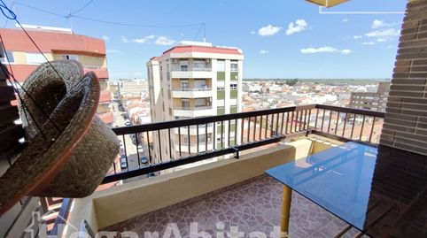 Foto 2 de Piso en venta en Avenida Reyes Católicos, Alginet, Valencia