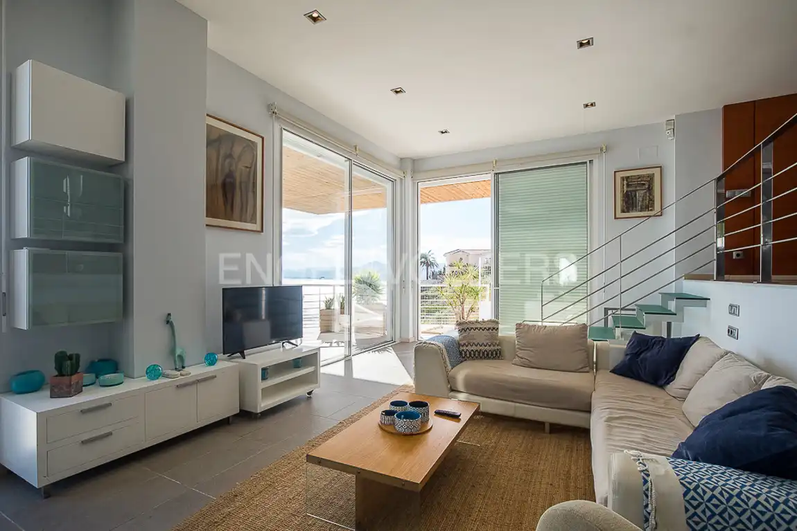 Living room of Houses for sale in Cullera  with Air Conditioner, Heating and Terrace