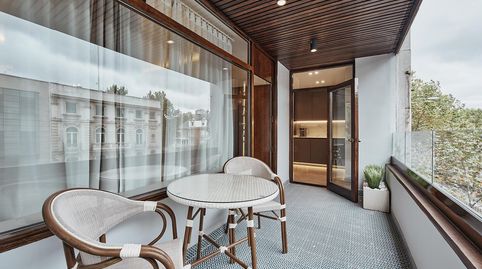 Piso de 3 habitaciones en Castellana