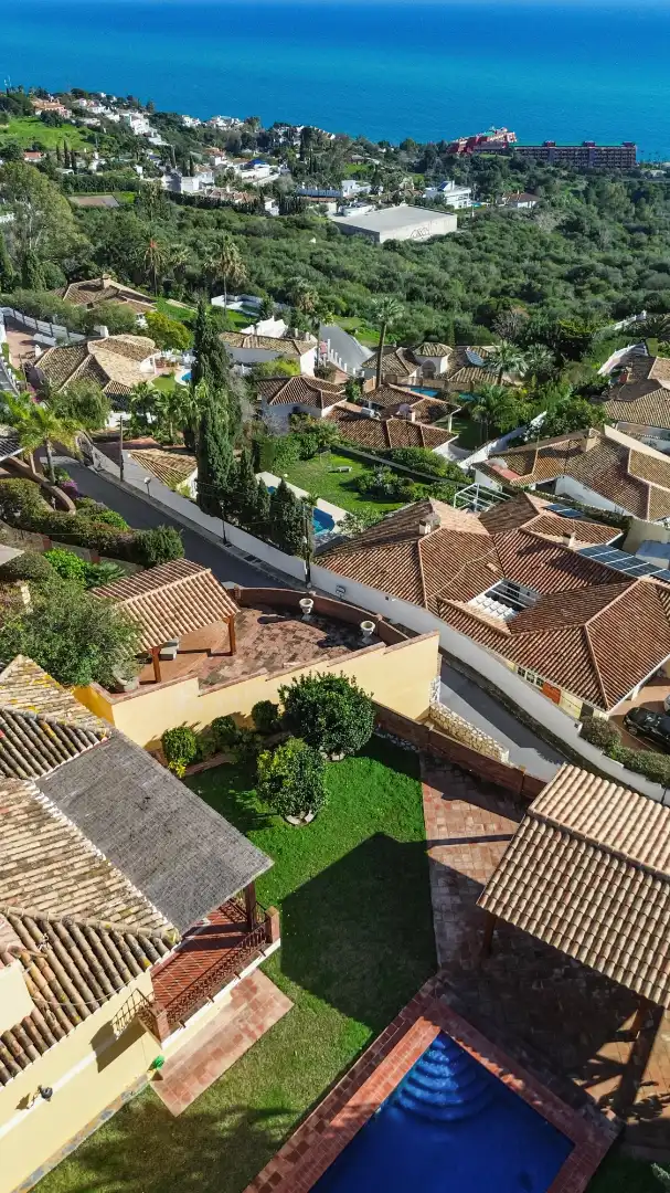 Exterior view of Houses for sale in Benalmádena  with Air Conditioner, Heating and Private garden