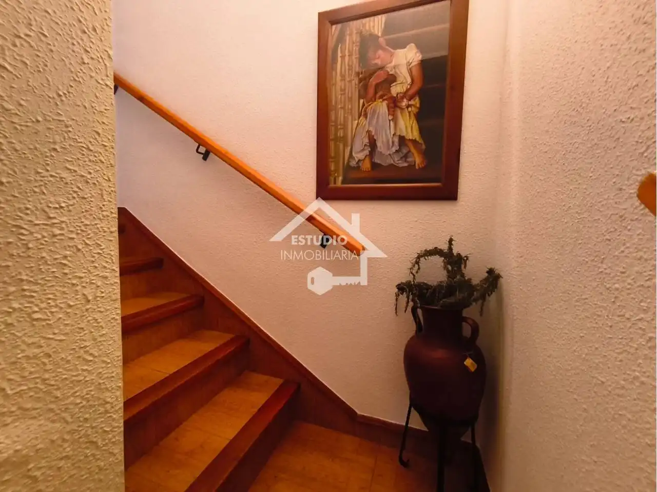 Houses for sale in Alesanco  with Heating, Private garden and Furnished