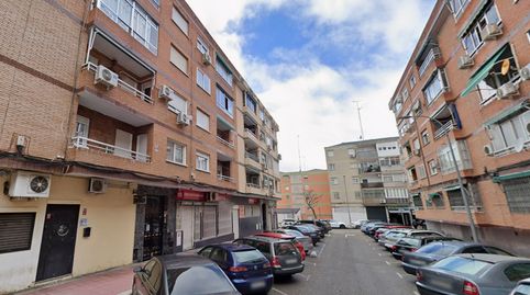 Foto 3 de Piso en venta en Alfonso XII, Reyes, Parla