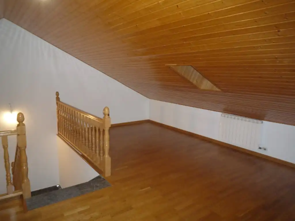 Casa adosada en venta en Carracedelo