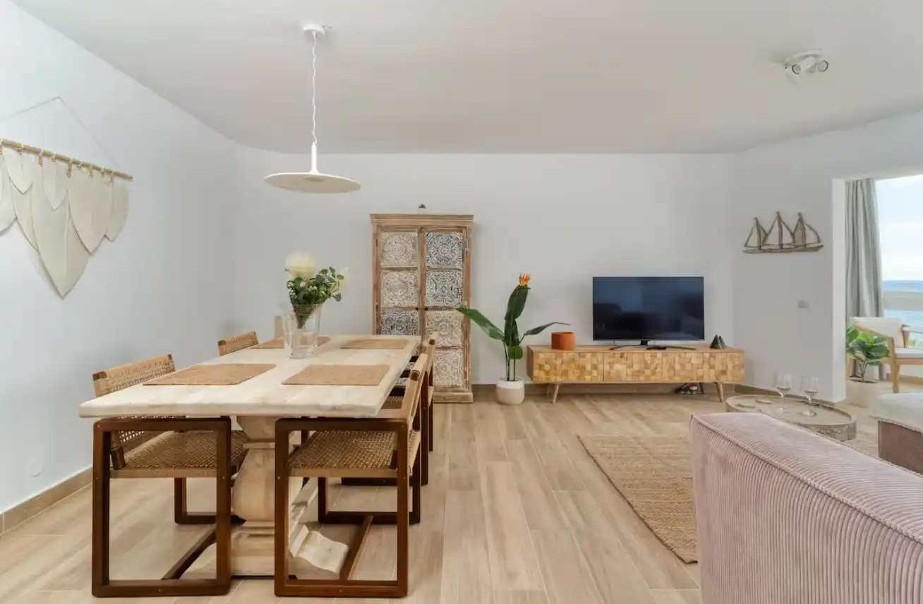 Apartments for rent in Avenida Severo Ochoa, 16, Playa Bajadilla - Puertos