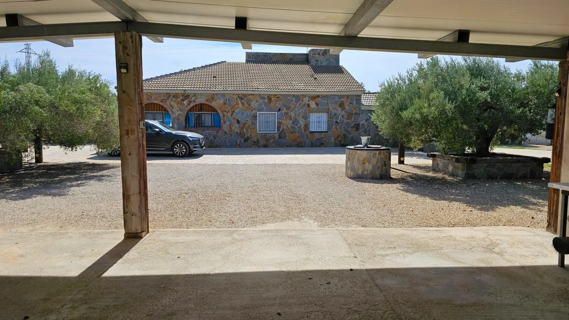 Vista exterior de Finca rústica en venda en Roques Daurades - L'Estany