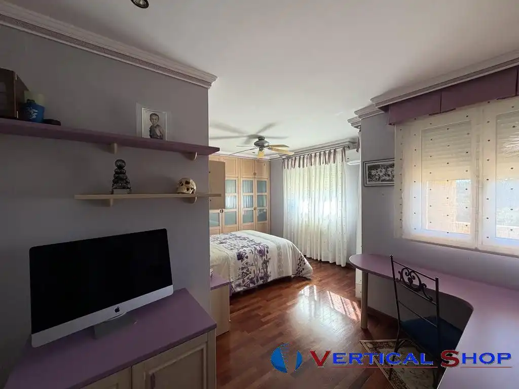 Dormitori de Casa o xalet en venda en Yecla amb Aire condicionat i Calefacció
