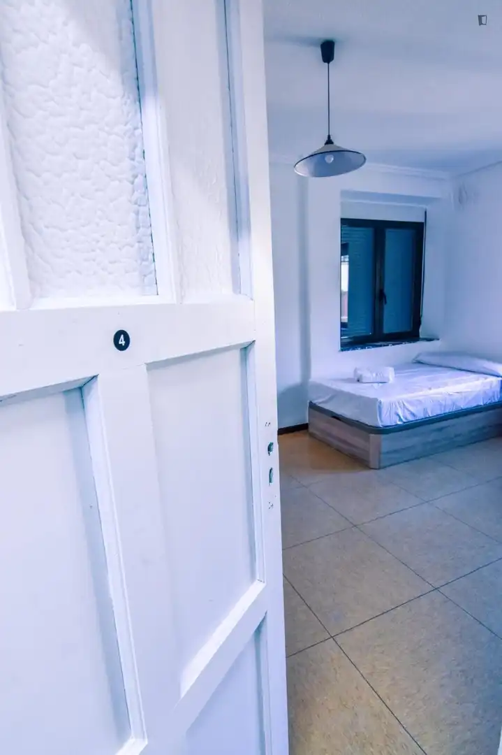 Dormitori de Casa o xalet per a compartir en Salamanca amb Calefacció, Moblat i Forn