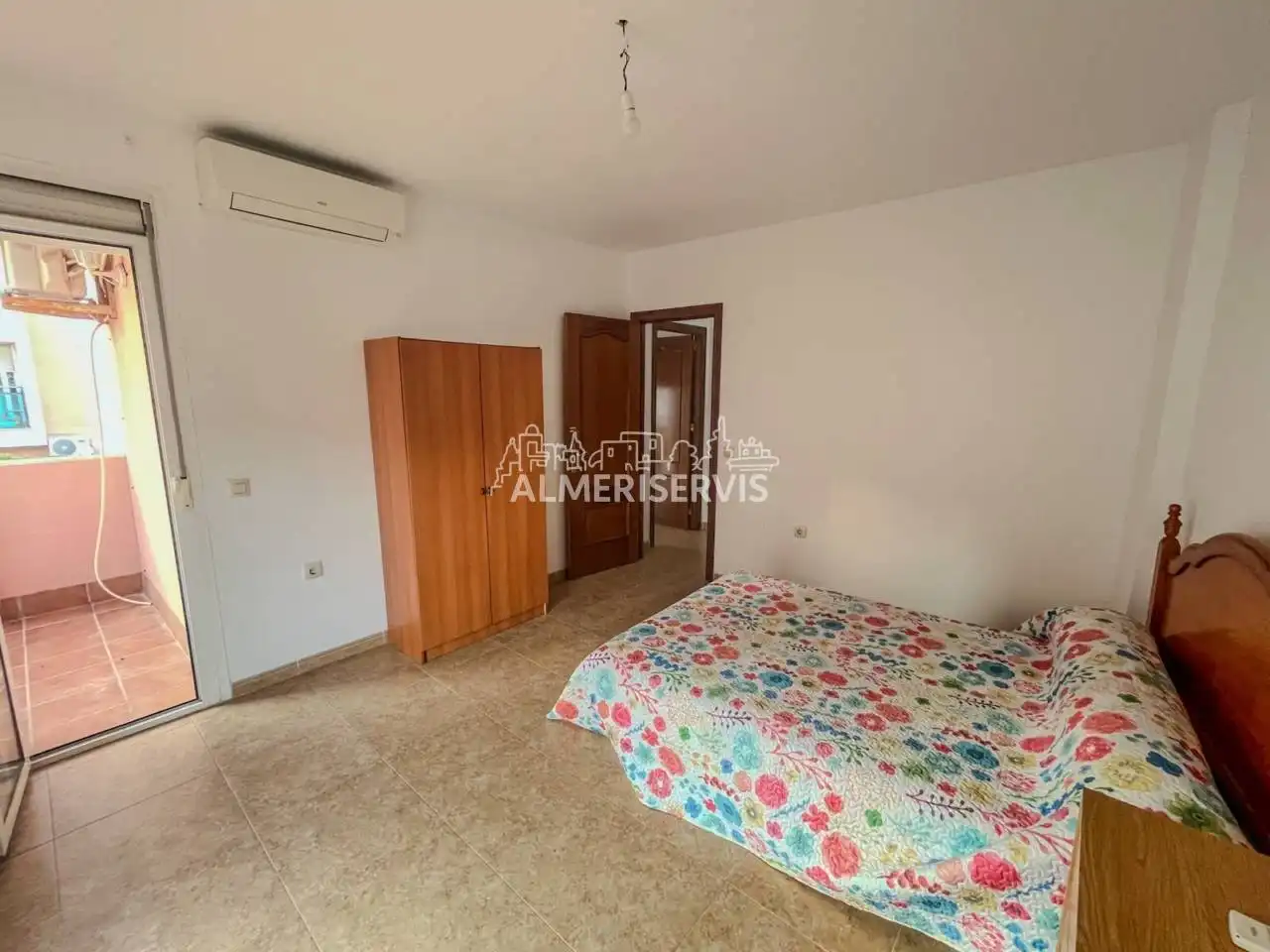 Dormitori de Casa o xalet en venda en Roquetas de Mar amb Aire condicionat i Moblat