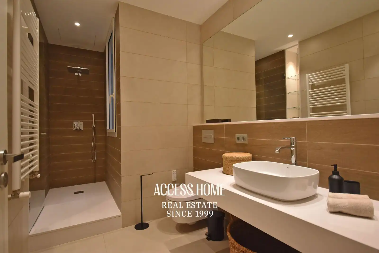 Baño de Piso de alquiler en Barcelona con Aire acondicionado, Calefacción y Terraza