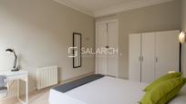 Bedroom of Flat for sale in  Barcelona Capital  with Terrace and Balcony