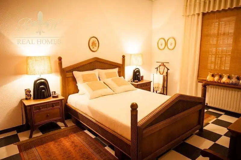Bedroom of Houses for sale in L'Alfàs del Pi  with Air Conditioner, Terrace and Swimming Pool